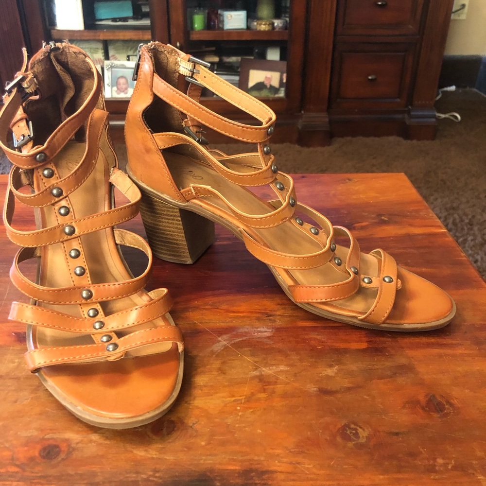 brown heels